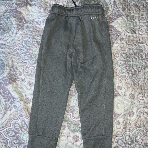2 sets of jackets and pants for kids - Picture 7 of 8